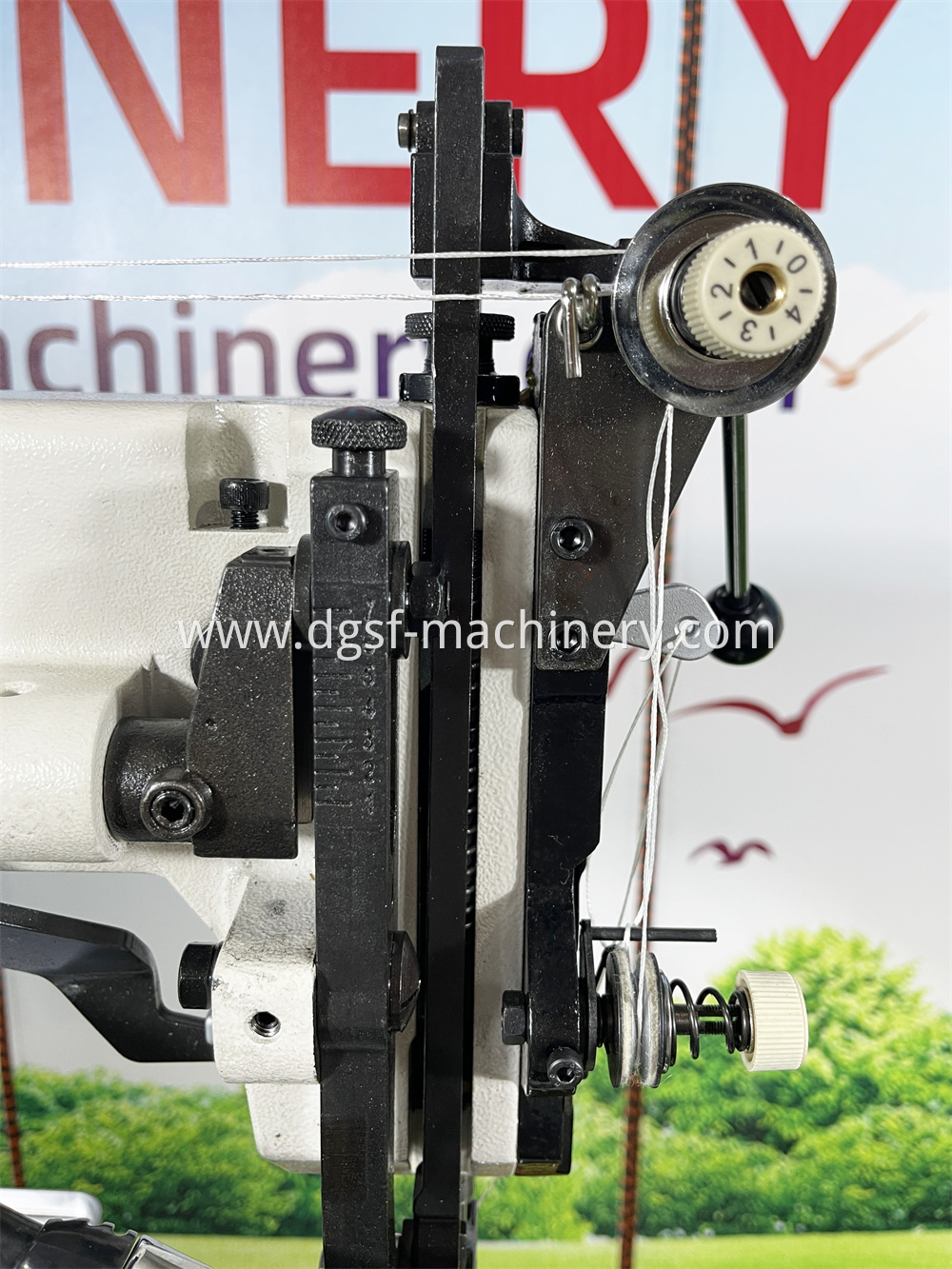 Heavy Duty Cylinder Bed Sewing Machine Lx 205b 7 Jpg